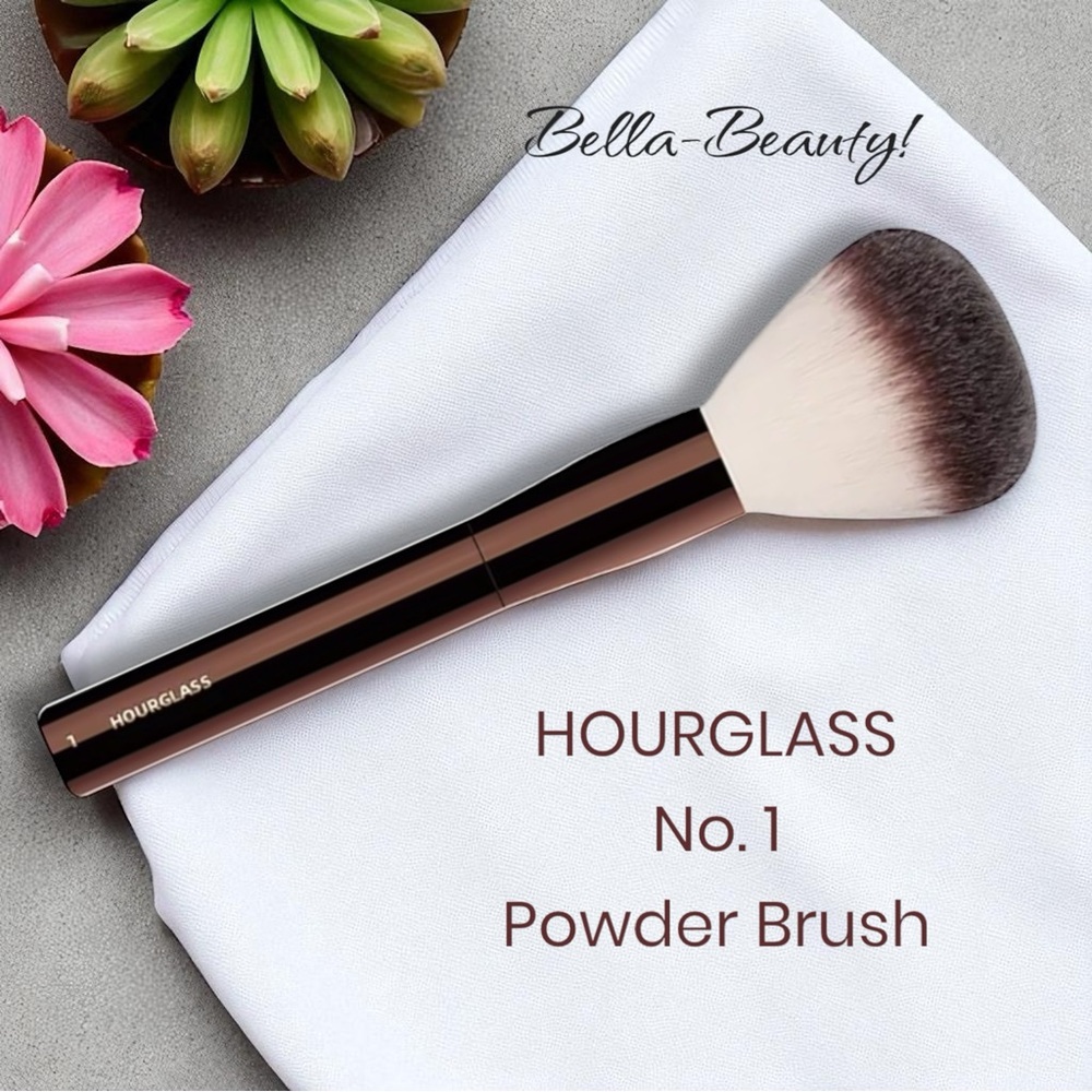 HOURGLASS No. 1 Powder Brush ~NEW~ | Cosmetic Makeup Brush No Box - Picture 2 of 4